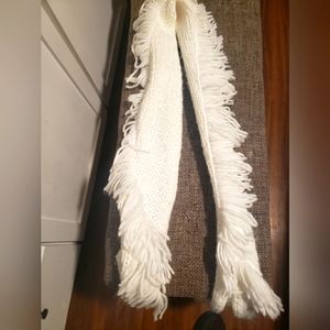 Womens white Vince Camuto knit sweater